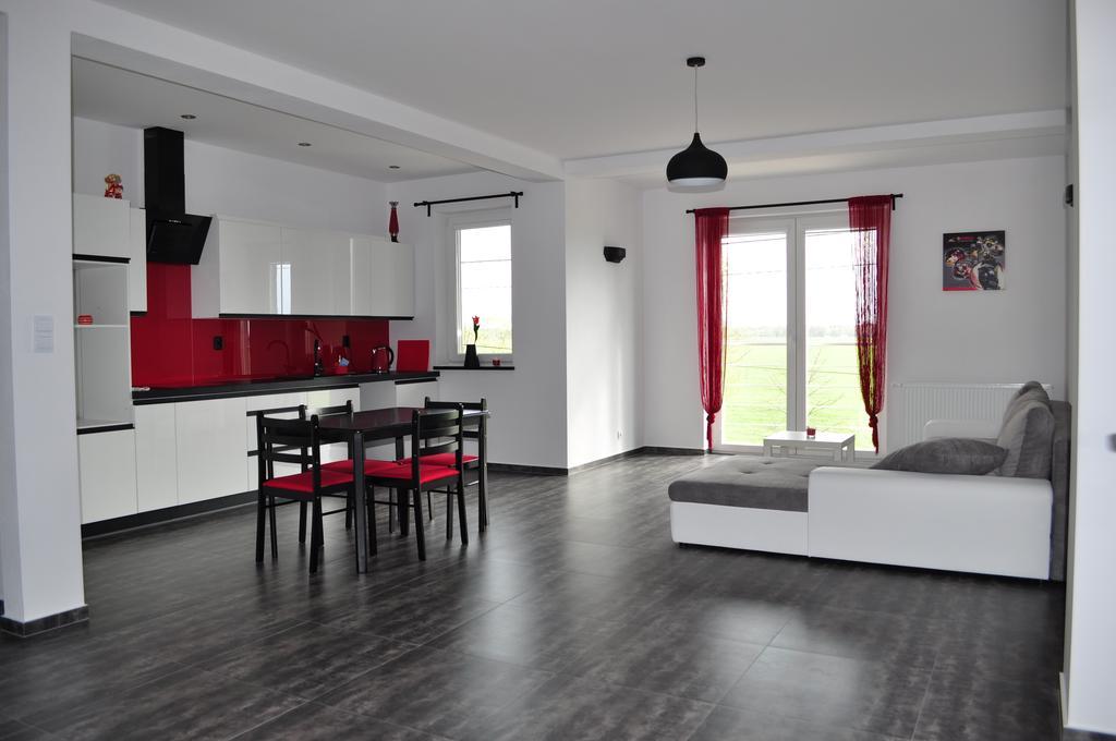 Apartament Scorpion Modlin Czosnów Εξωτερικό φωτογραφία