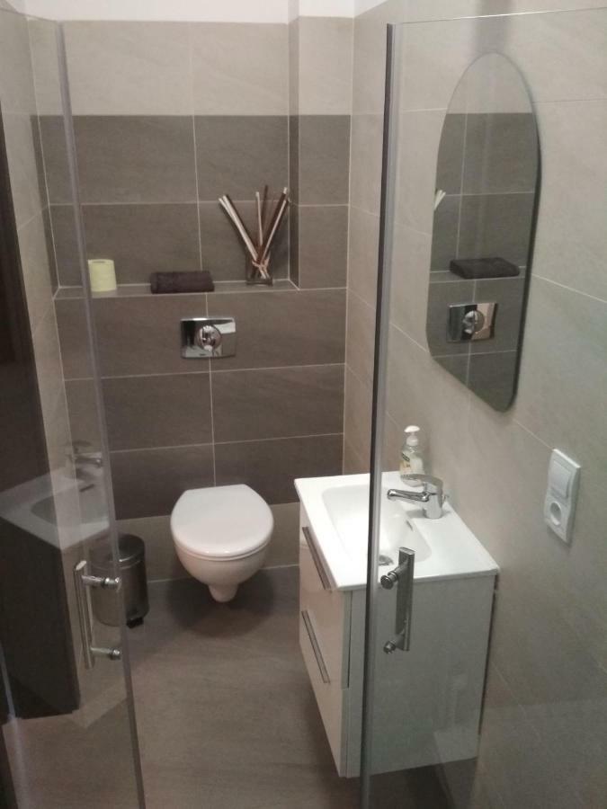 Apartament Scorpion Modlin Czosnów Εξωτερικό φωτογραφία