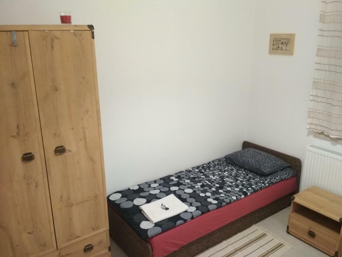 Apartament Scorpion Modlin Czosnów Εξωτερικό φωτογραφία